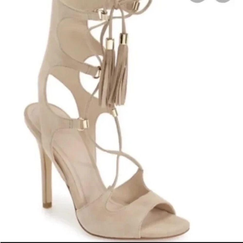 *NEW* Marc Fisher Larsa suede lace up tassel heel Size 7M A40 - Picture 2 of 11